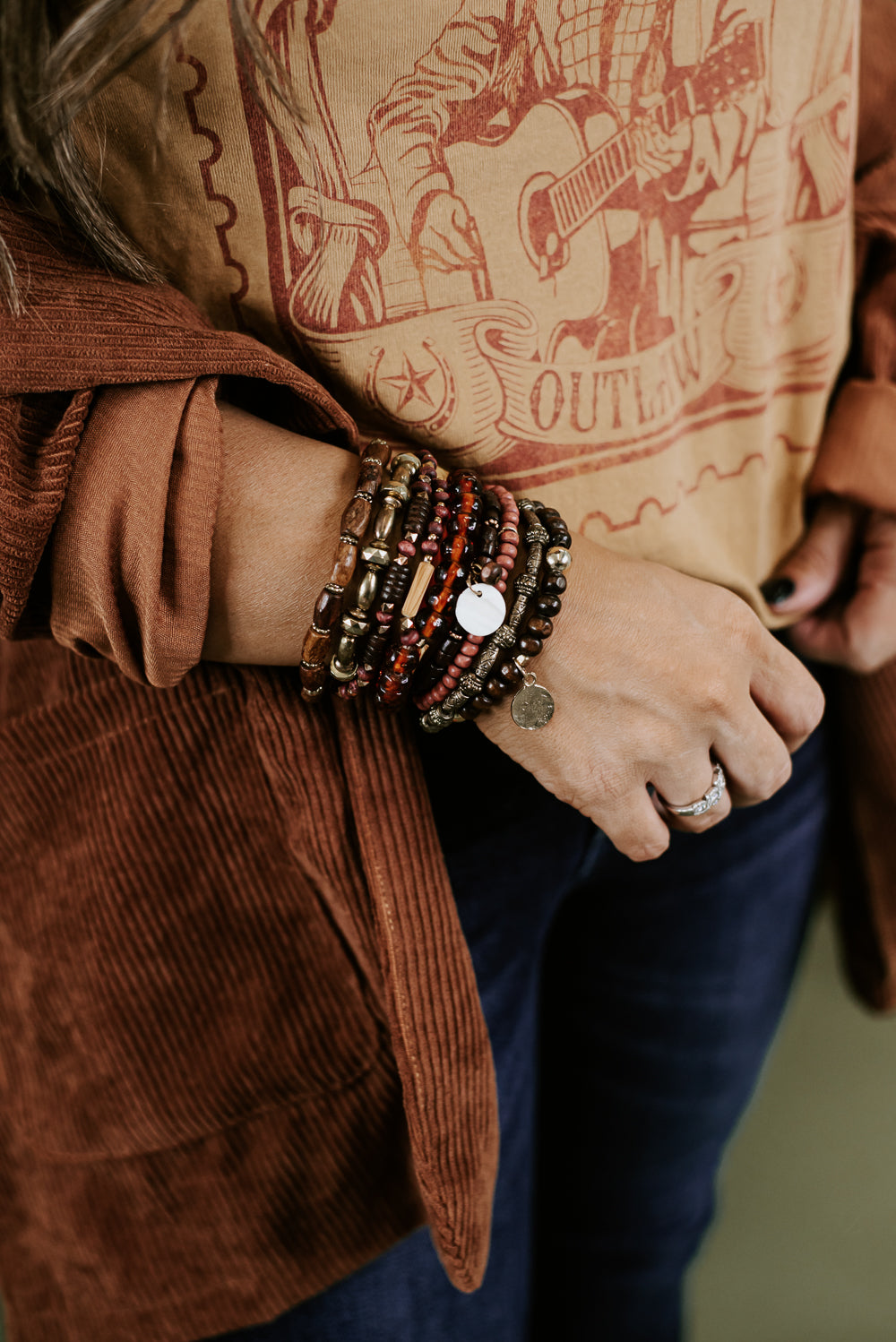 Chunky Boho Bracelet Stack, White – Everyday Chic Boutique