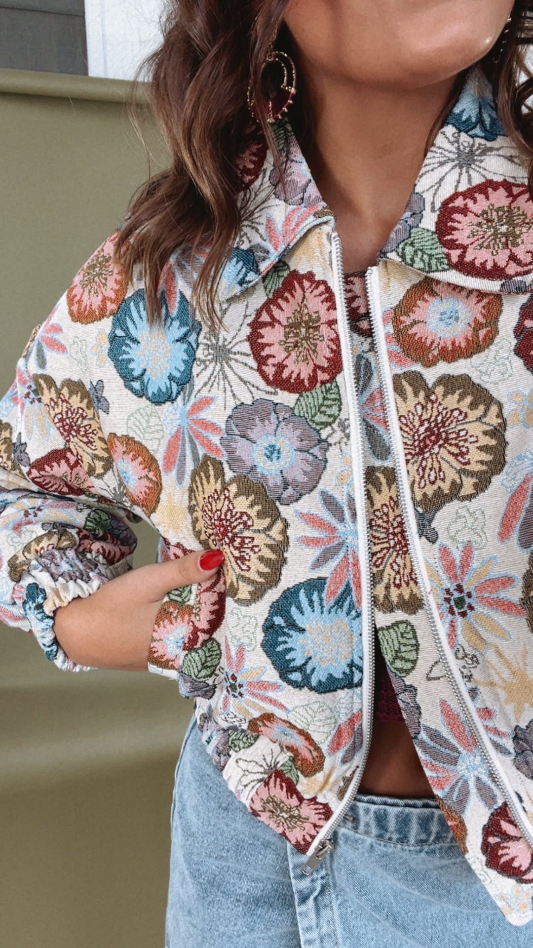 Full Of Color Floral Print Tapestry Cropped Jacket