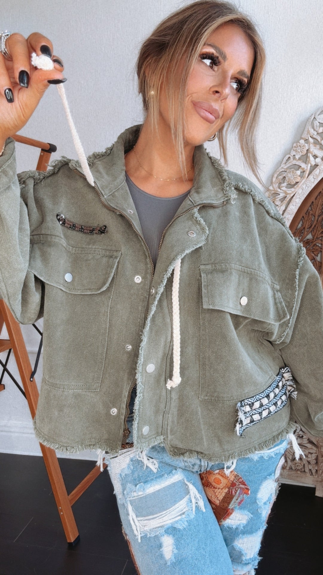 POL: Sell Out Distressed Jacket, Olive