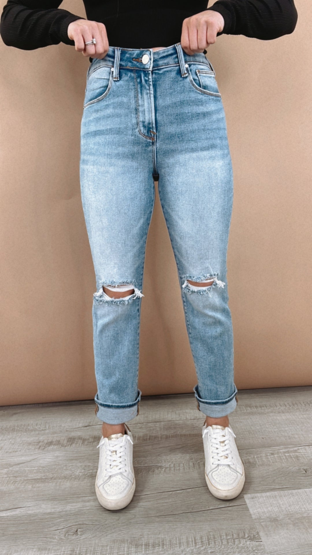 High Rise Slim Straight Jeans, Risen