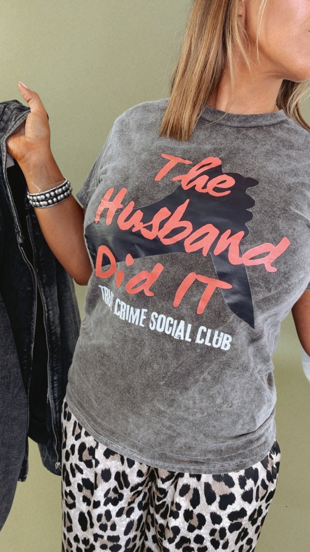 The Husband Did It Graphic Tee, Grey