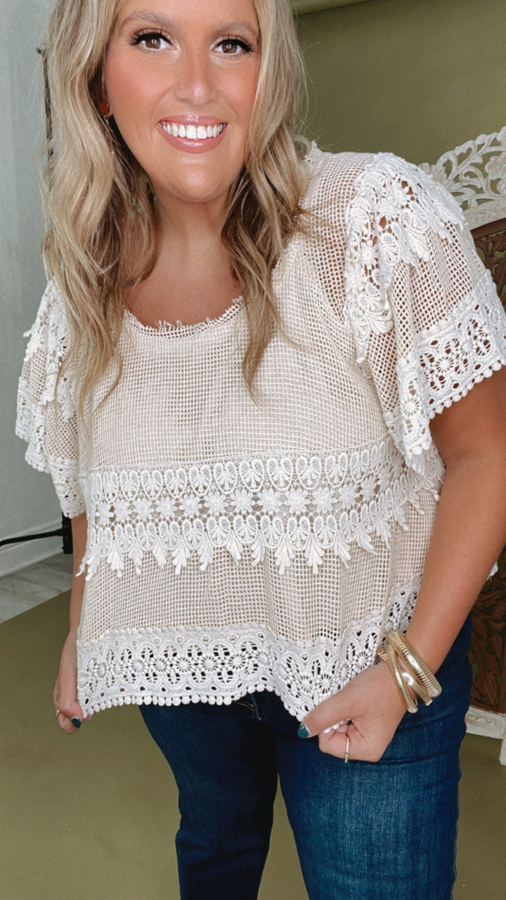 Oli & Hali: Lace Tiered Top, Natural