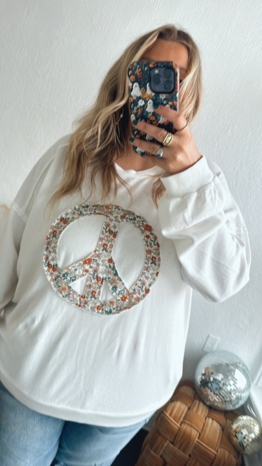 Patchy Floral Peace Sweatshirt, White