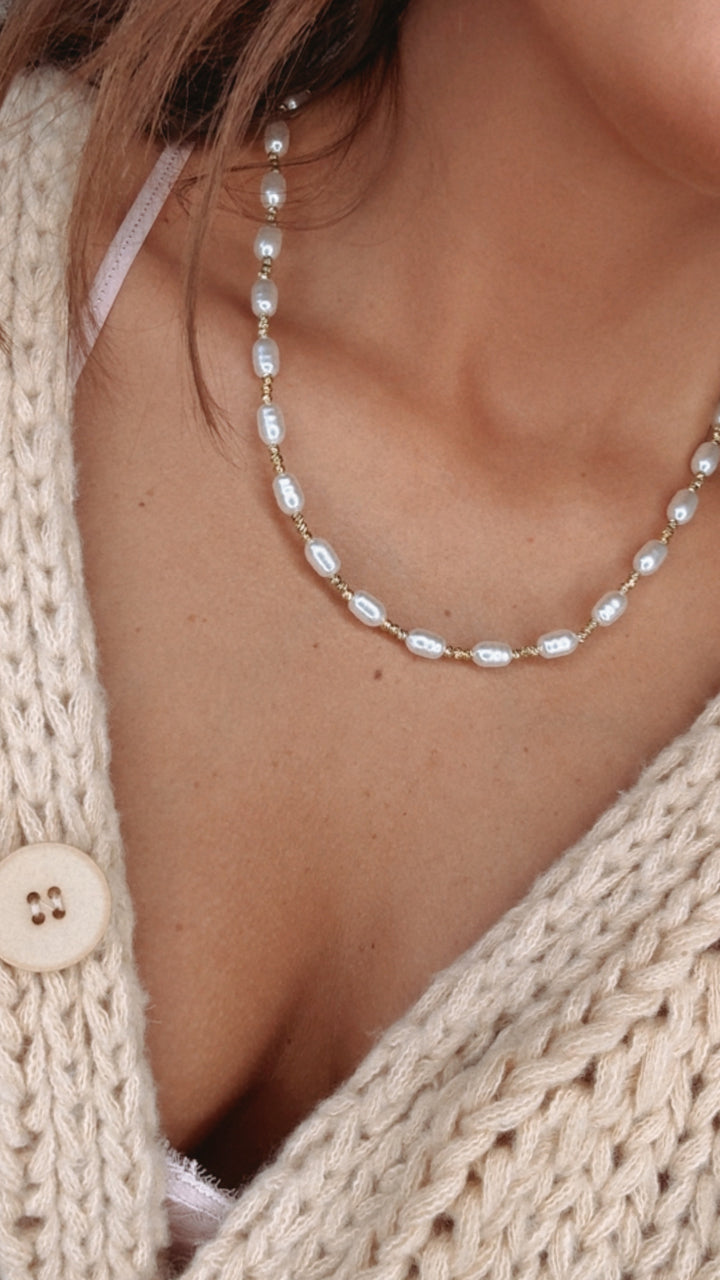 Treasure Jewels: Pearl Chic Necklace