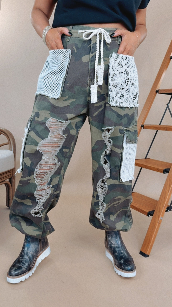 POL: Distressed Camo Joggers Patchwork Pockets