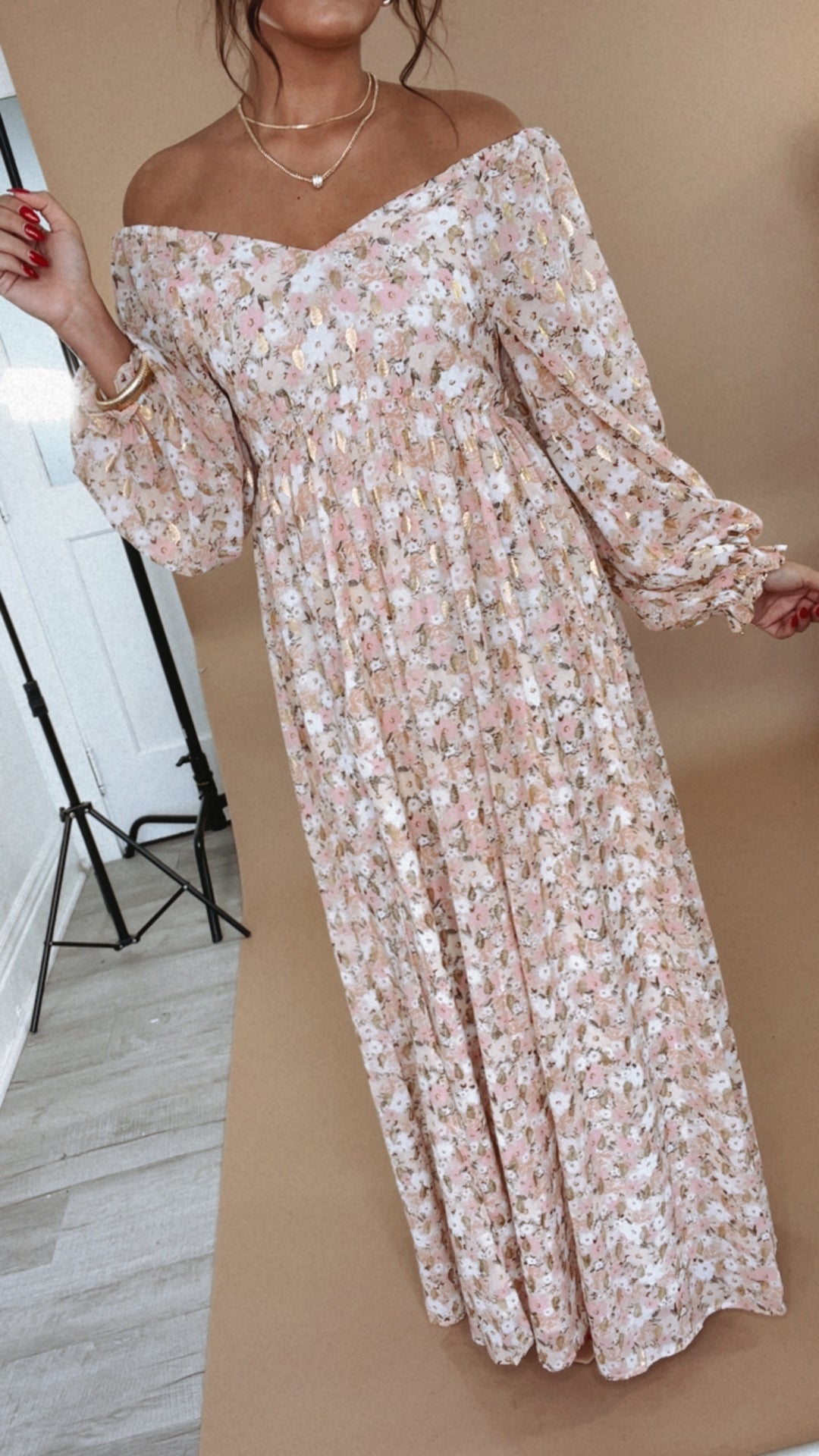 ECB Exclusive: Timeless Romantic Chiffon Maxi Dress, Pink Floral