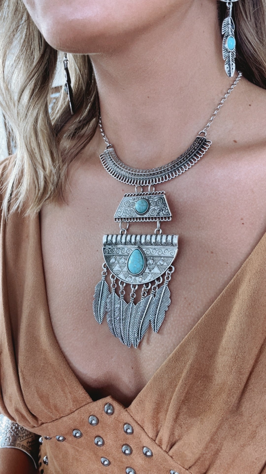 Girl Tribe Necklace, Turquoise