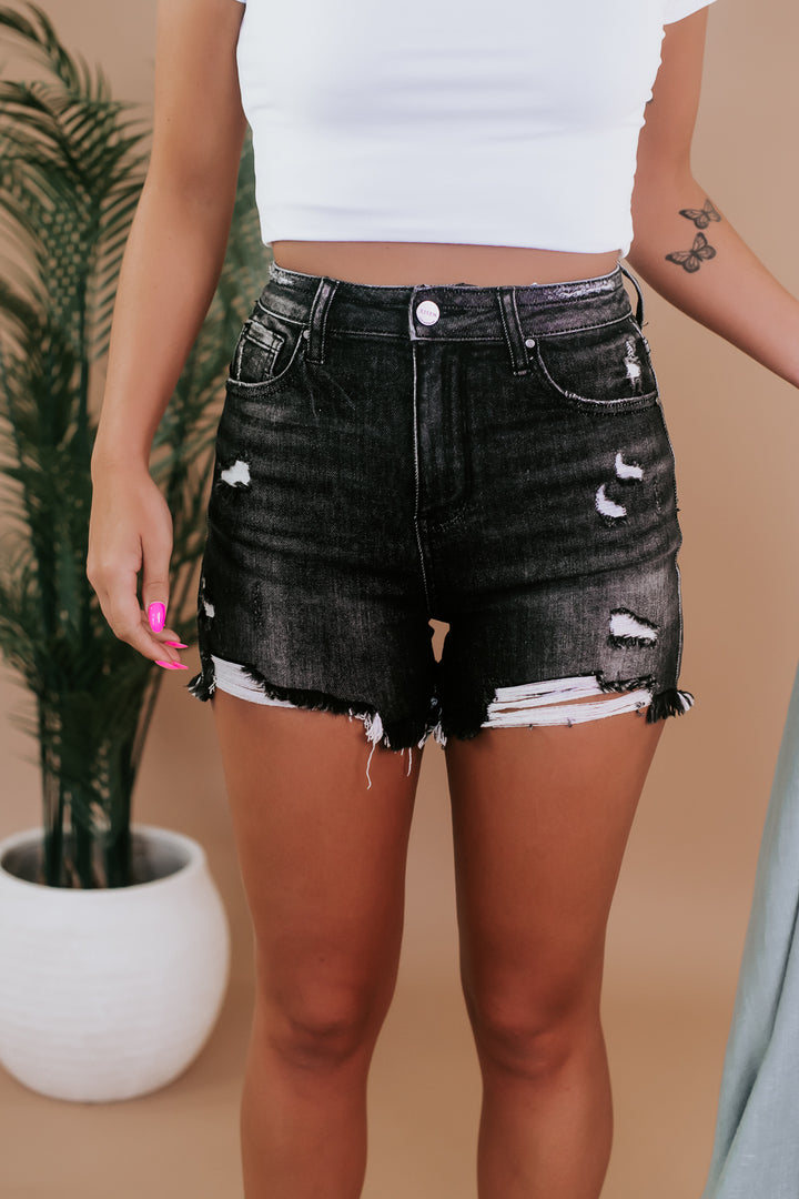 Luke High Rise Short, Black RISEN