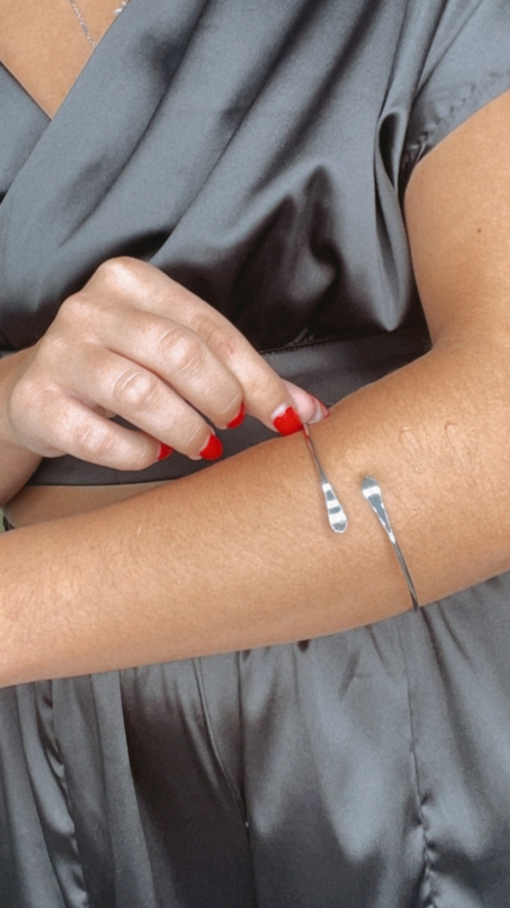 Just Enough Minimal Arm Cuff/Bangle, Silver