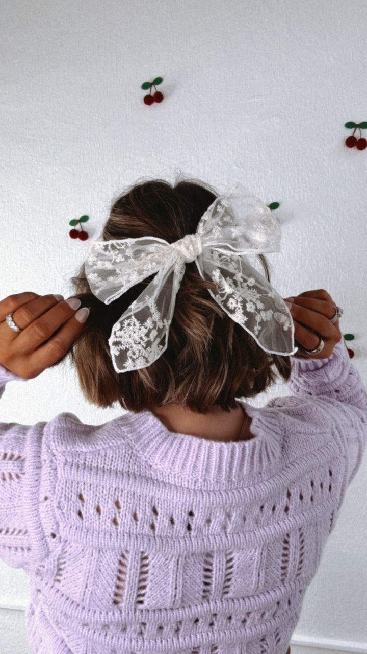 Little Lace Bow