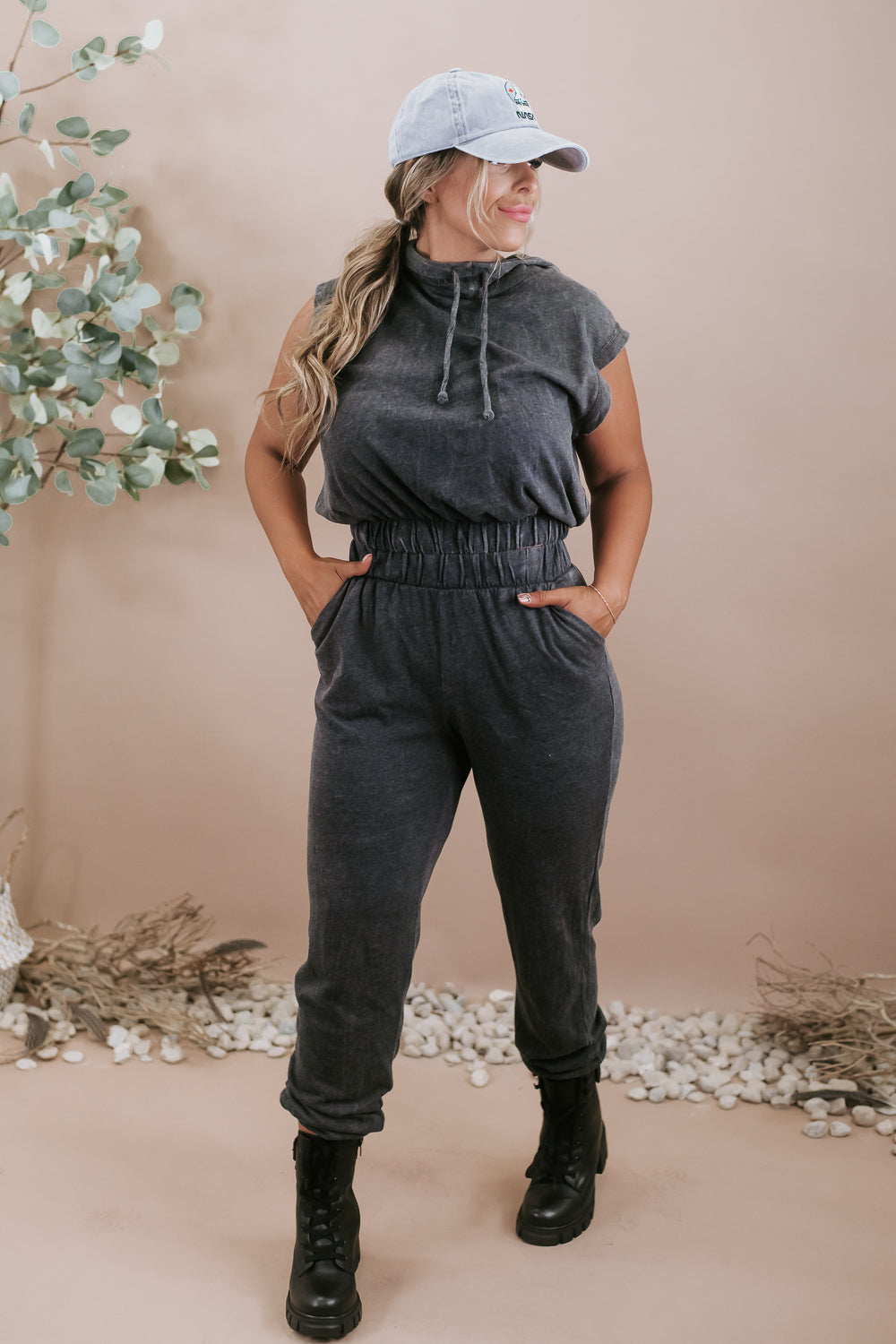 Head Over Heels Suspender Jumpsuit, Taupe – Everyday Chic Boutique
