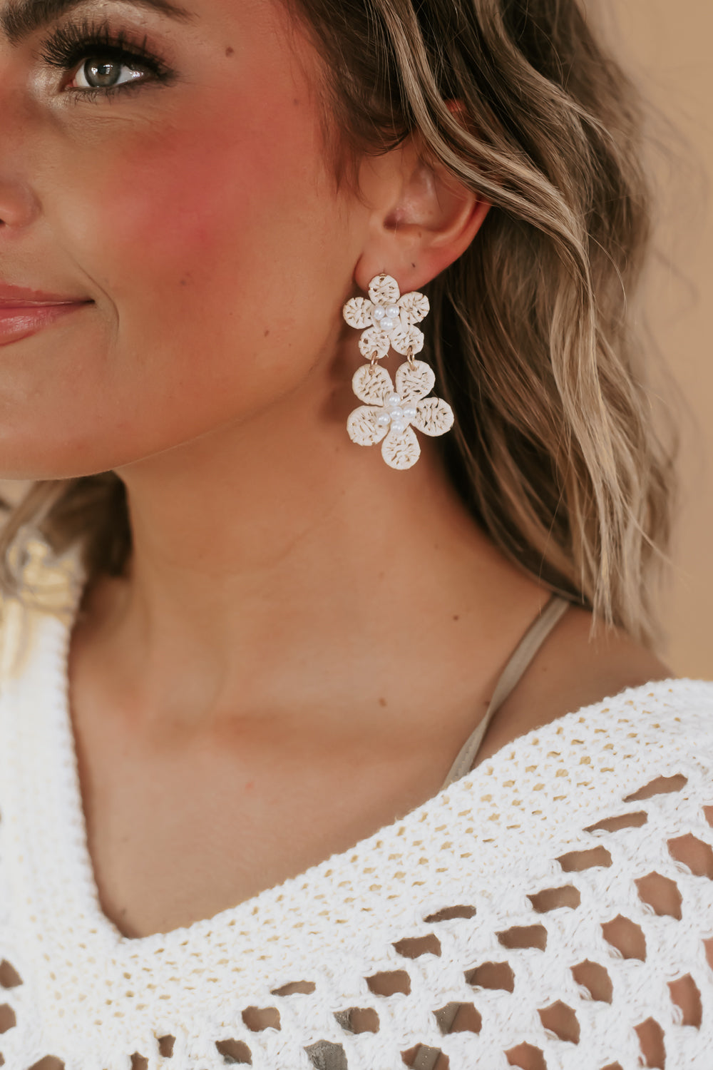 Raffia Floral Earring, Neutral