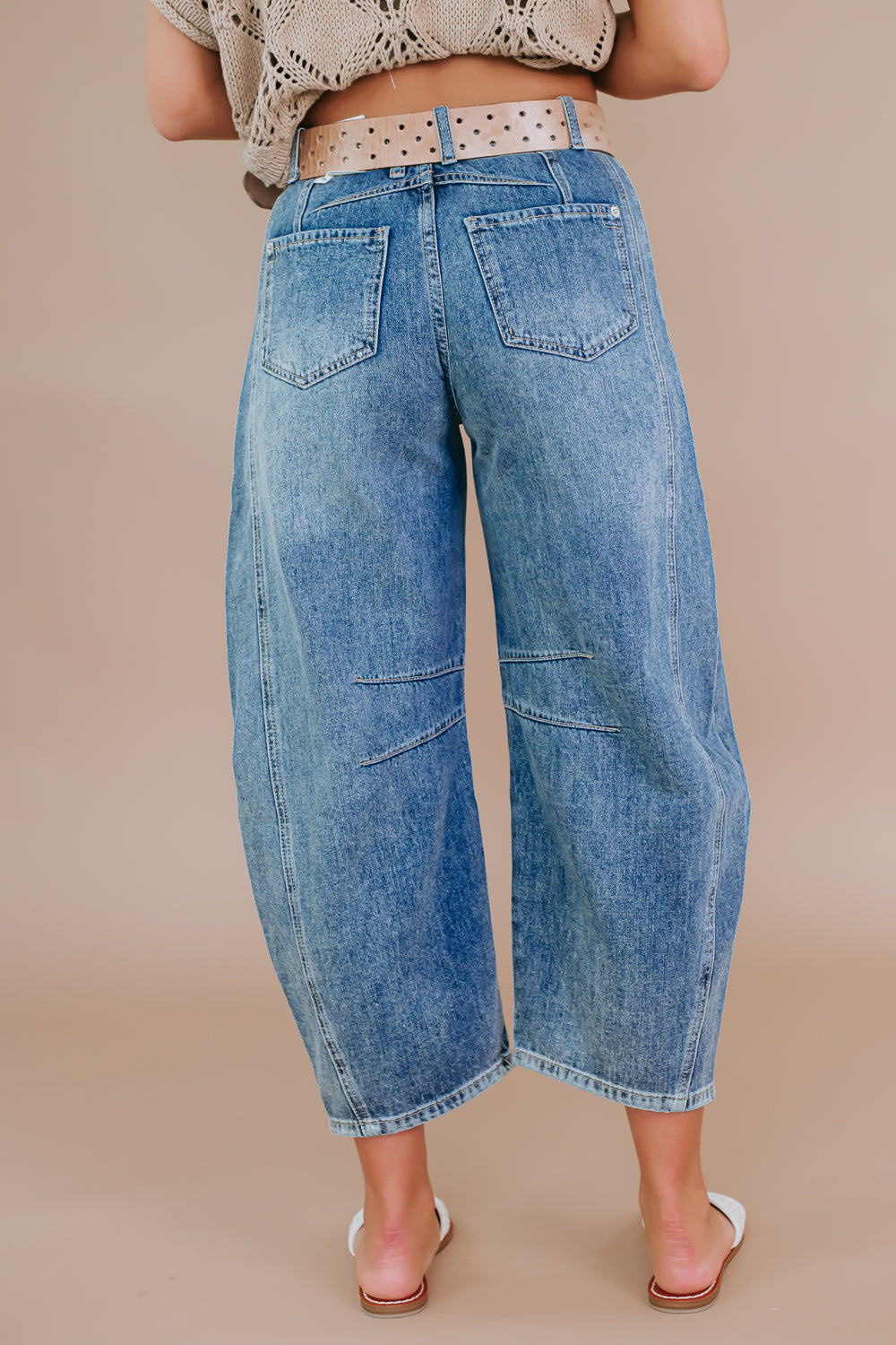 Mid Rise Barrel Jeans