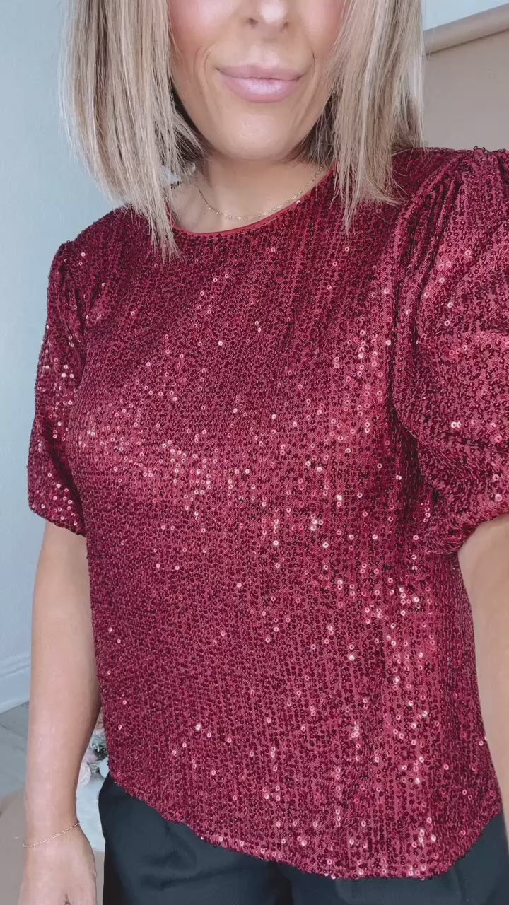 Holiday Cheer Puff Sleeve Sequin Top, Red