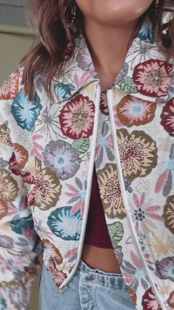 Full Of Color Floral Print Tapestry Cropped Jacket